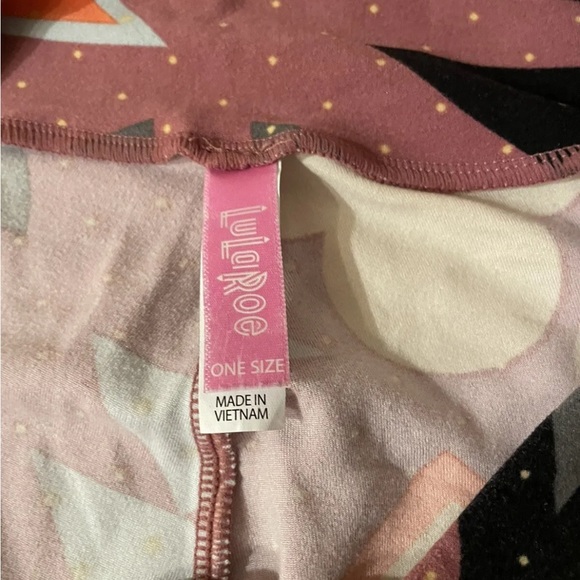 Disney Lularoe Legging (Size: One Size)  Minnie Mouse Athletic Tribal Print - Picture 6 of 6